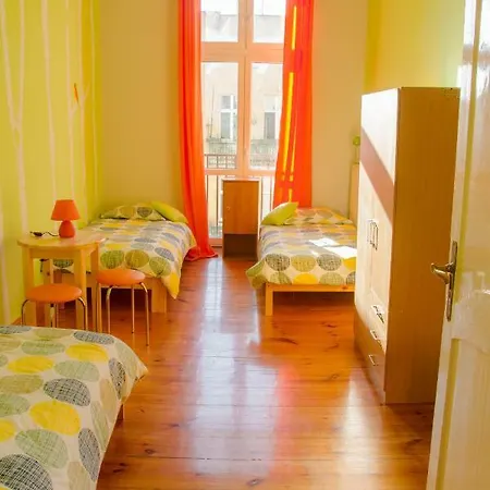 Acai Hostel *